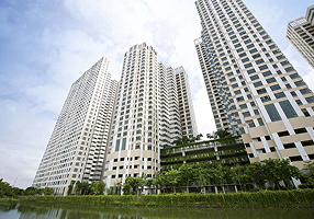 Bước chân đầu tiên