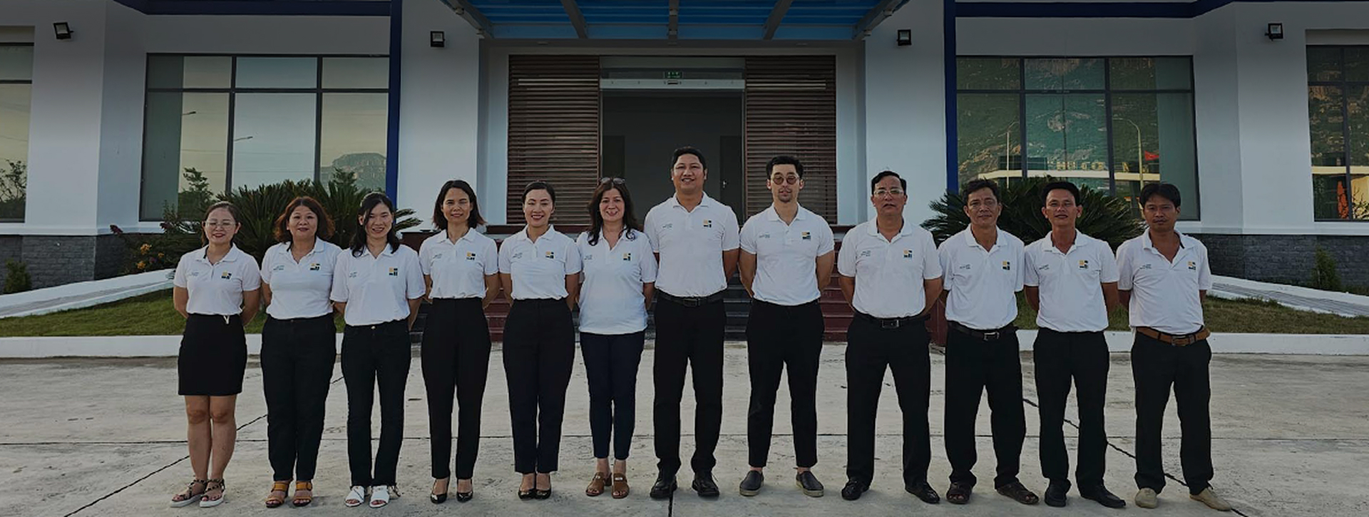 Thành lập & Đặt nền móng